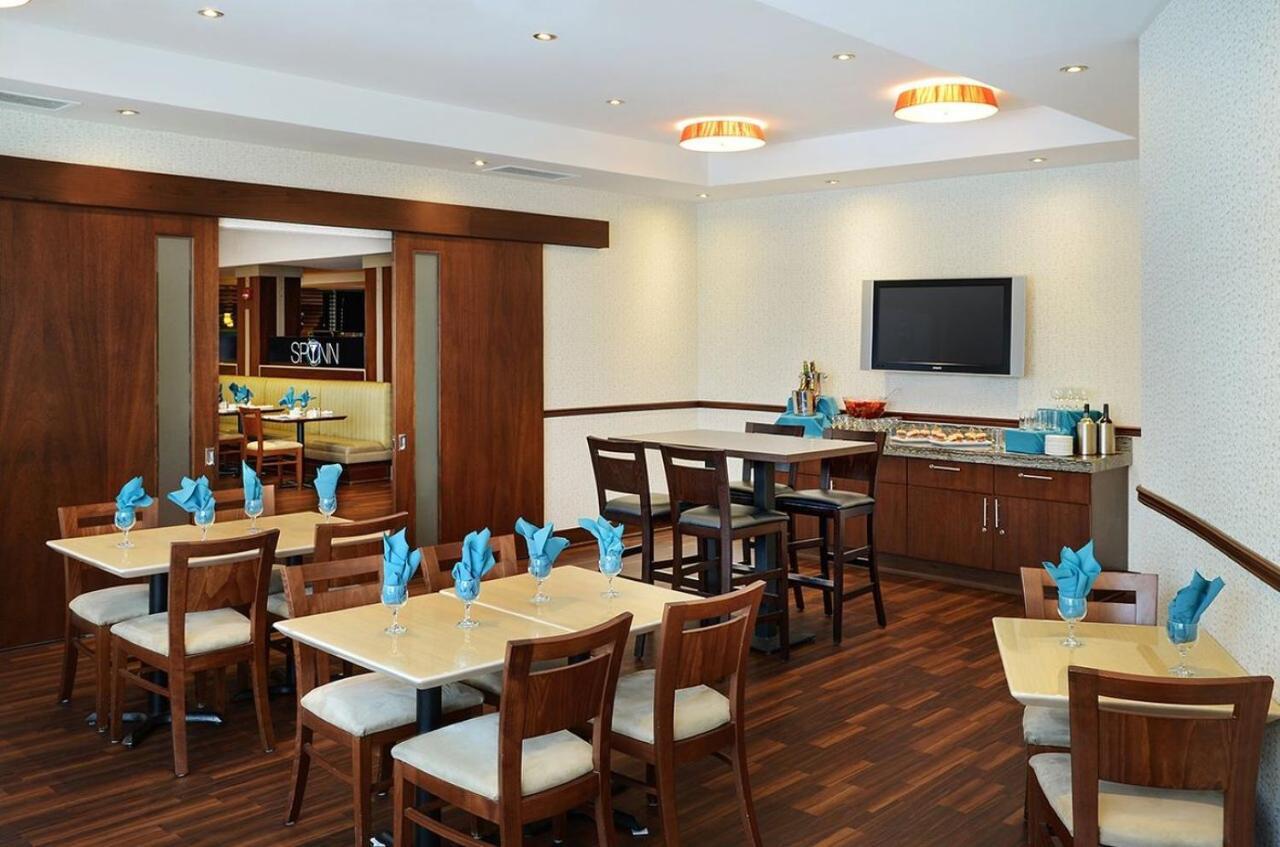 Allure & Conference Centre, Ascend Collection Barrie